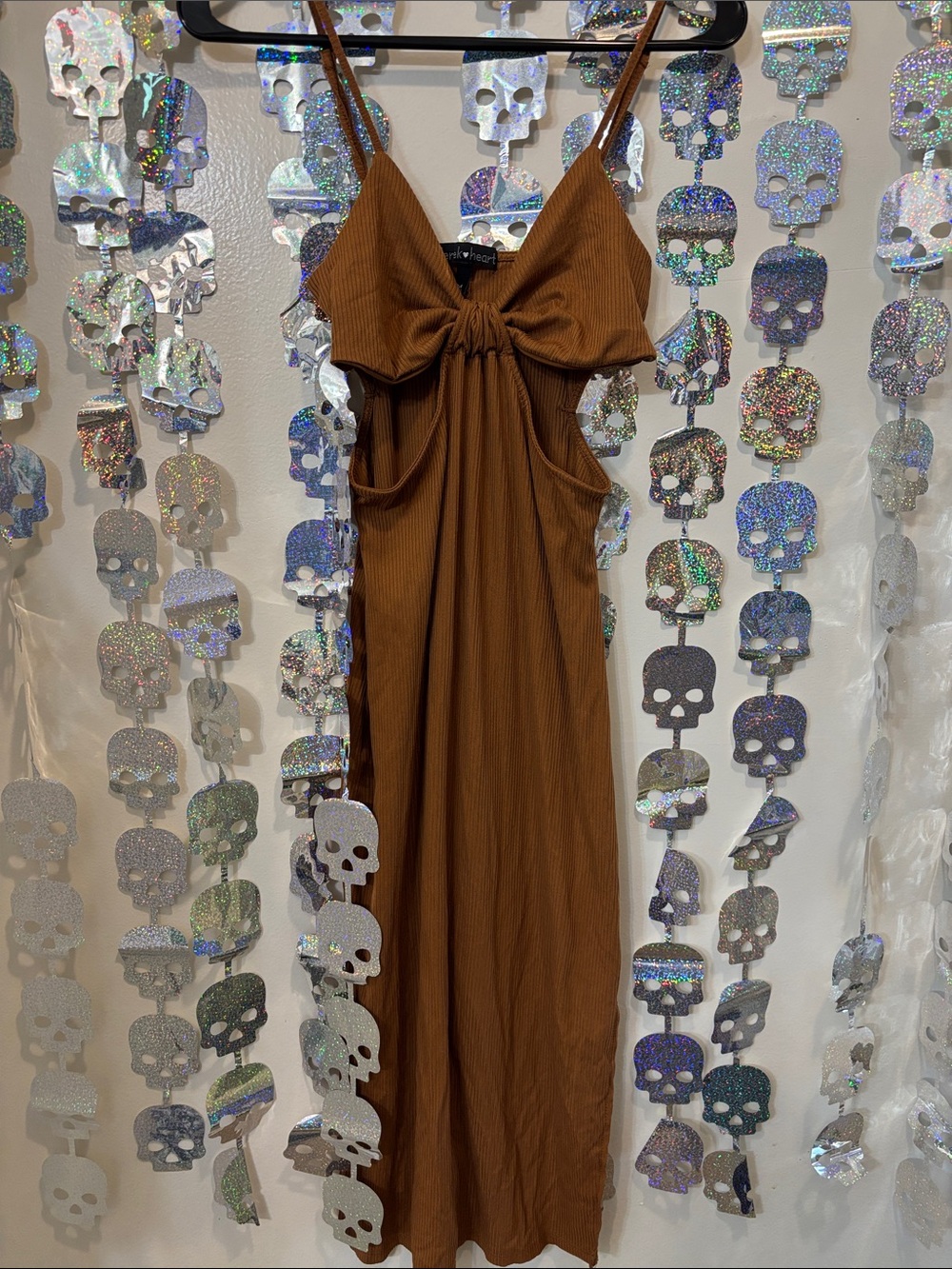 Derek Heart Brown Ribbed Spaghetti-Strap Midi Dress with Front Twist
